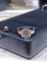 Graff 3.28 carat 18K white gold diamond ring