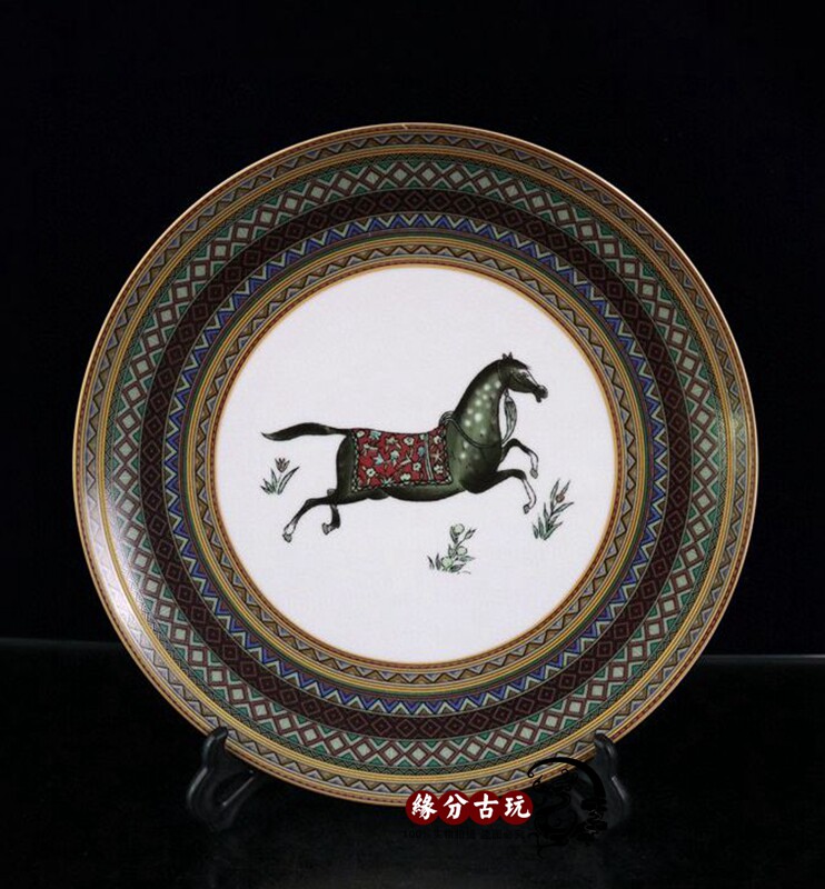 Great Qing Dry Lung Year Ceramic Ware Horse Plate Dish Hanging Pan Ancient Play Collection Antique Antique Porcelain Collection Pendulum-Taobao