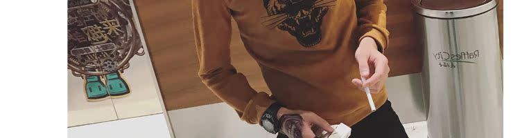 Mùa thu đông nam áo thun dài tay phiên bản Hàn Quốc của anh chàng áo len trùm đầu tinh thần xã hội Slim cộng với quần nhung tròn cổ dày áo khoác hoodie nam