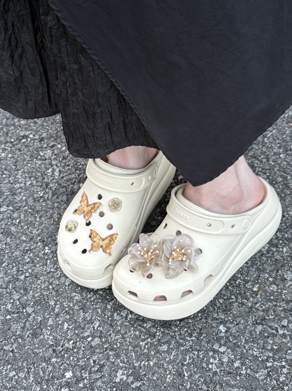 Blow the Dream to the West | Original Crocs Shoe Flower Organza Yellow Flower Butterfly Exquisite Removable DIY Shoe Buckle Korea