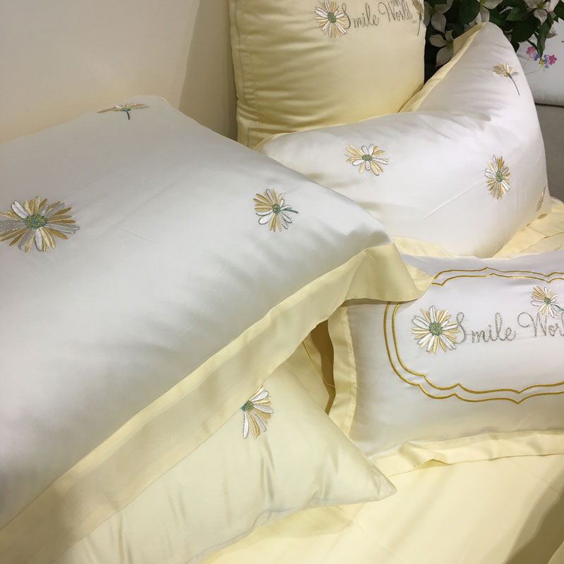 Bộ đồ giường ngủ mùa hè mềm mượt 60 bông cúc căng hai mặt thêu chăn nhỏ tươi bốn bộ - Bộ đồ giường bốn mảnh chăn ga cưới