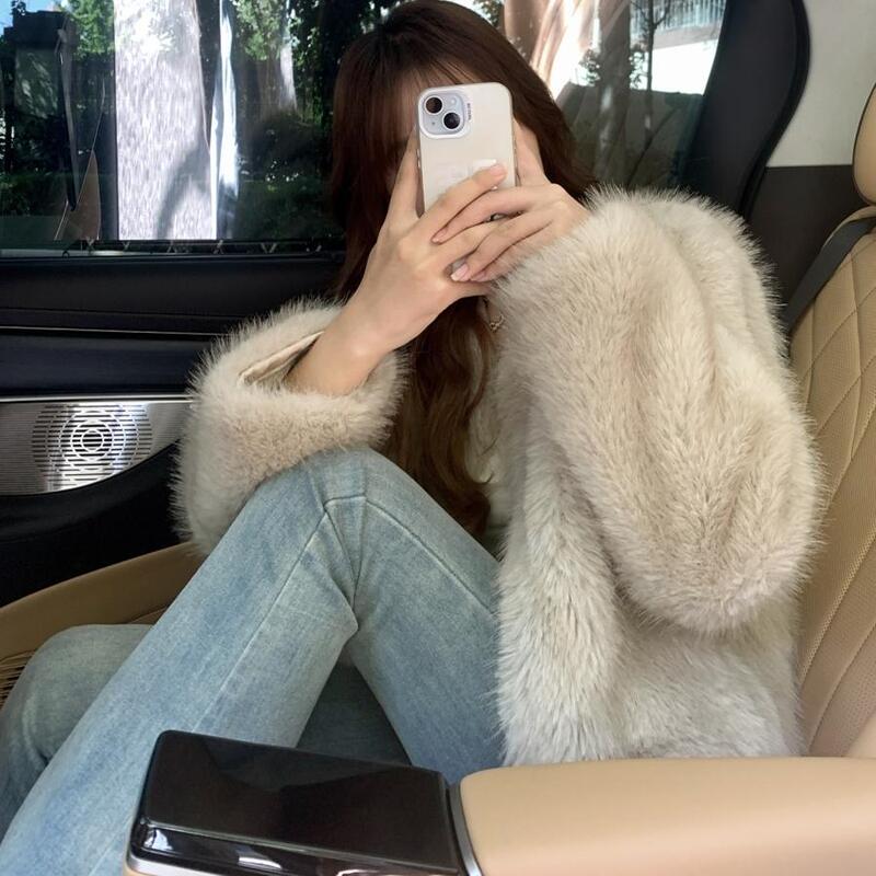 Realistic 2.0 Faux Fur Upgrade Winter New Style Two-Tone Imitation Fox Fur Eco-Friendly Fur Coat for Women