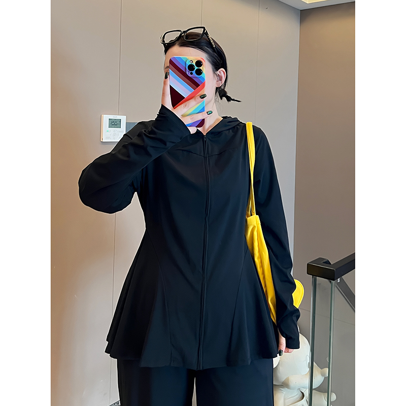 Plus-Size Women's Long-Sleeved Tight-Fitting Sun-Protective Hooded Yoga Jacket, Slim-Fit Slimming Fitness Running Sportswear Plus-Size Women's Long-Sleeved Tight-Fitting Sun-Protective Hooded Yoga Jacket, Slim-Fit Slimming Fitness Running Sportswear