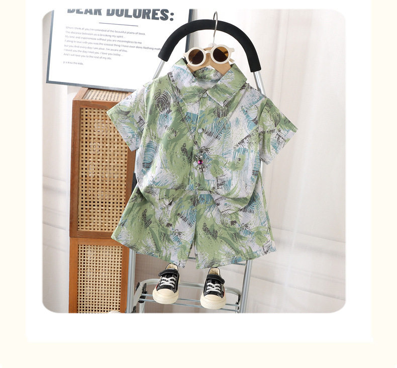 Boys Summer Hong Kong Style Printed Short Sleeve Shirt and Shorts Two-Piece Set O1CN01pKg4461UBtMH7DWu3 !!2675812480