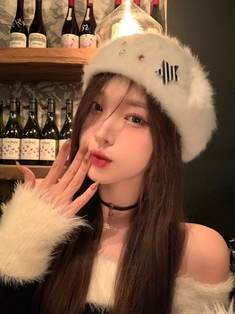 White Beret for Women, Plush, Autumn and Winter Warm Octagonal Hat, New Style, Large Head Circumference, Makes Face Look Smaller, Painter's Hat, Korean Version