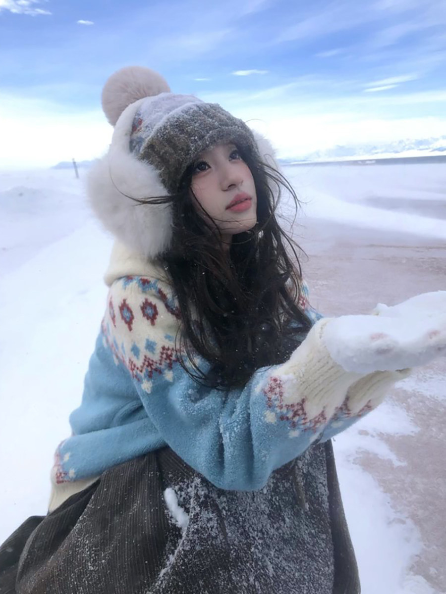 Northeast Travel Woolen Hat for Women 2025 New Autumn and Winter Warm Earflap Versatile Ear Protection Knitted Plush Hat