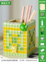 Свежая розовая лягушка принц