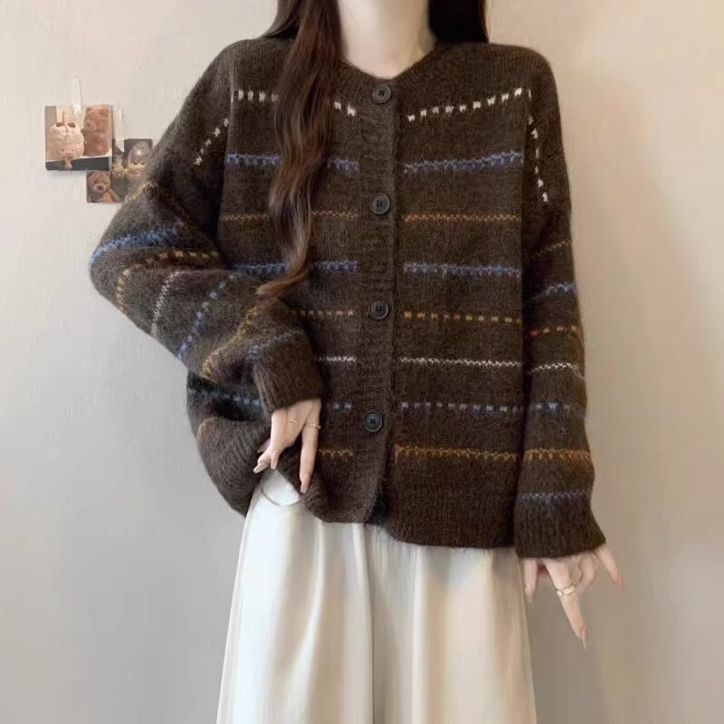 Plus-Size, Slightly Chubby, Loose-Fitting, Slimming, Lazy Style, Fashionable Knitted Cardigan for Women, Autumn and Winter, Korean Style, High-End, Soft and Cozy Sweater