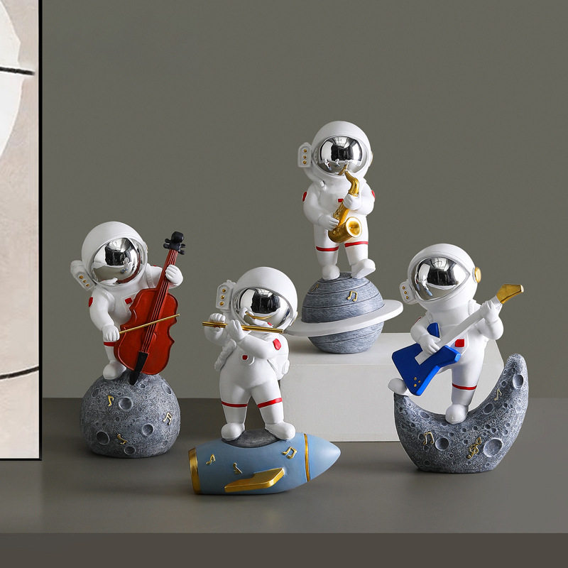 Astronaut mini astronauts put up creative band desktop office decorations small layout resin
