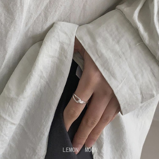 Tie a knot, irregular knotted open ring, female ins cold style index finger ring design niche couple ring