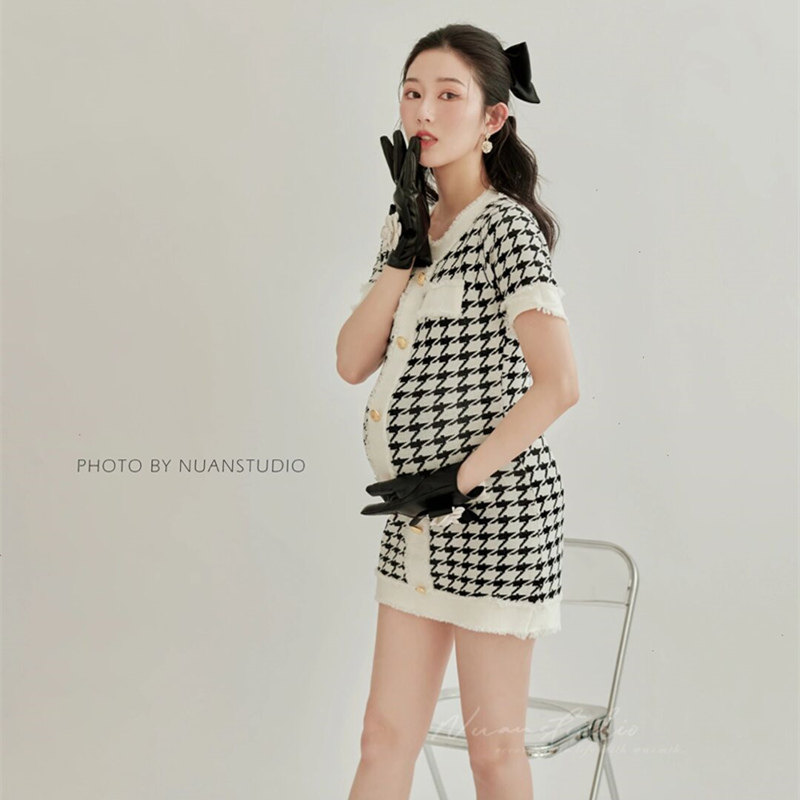 22 New pregnant women take care of the small fragrant noble costume dress, the beauty dress of pregnant mother photography art and dress