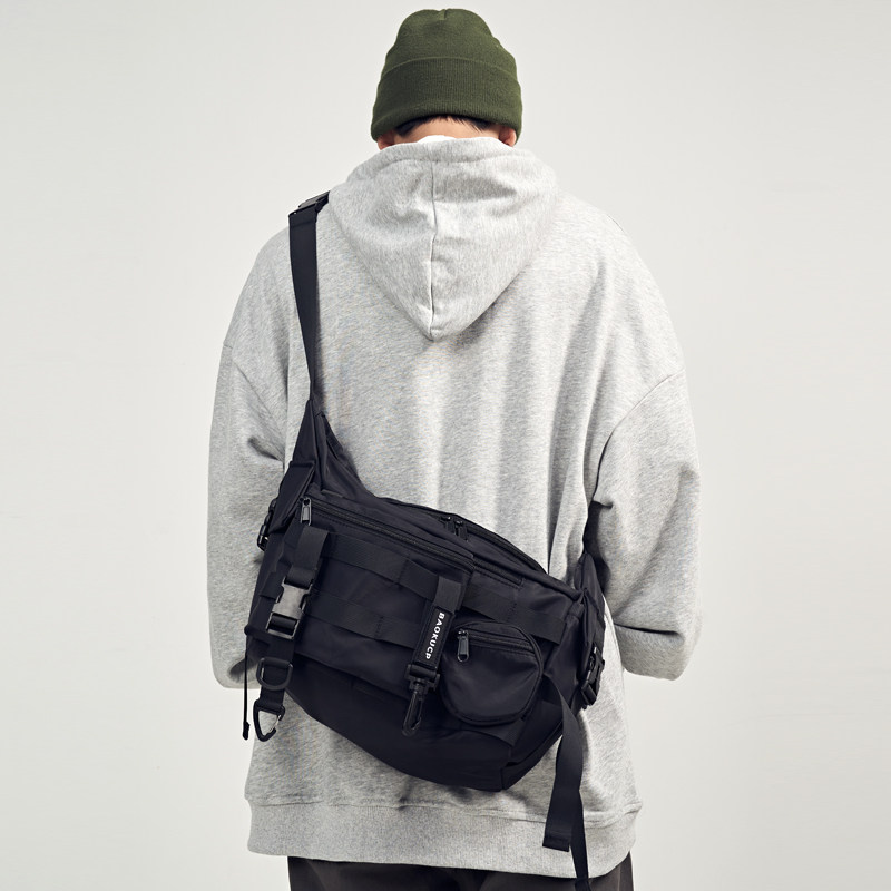 Day Series Street Large Capacity Slanted Satchel for Men's Chauded Shoulder Bag for Women's Shoulder Bag Sports Postman Bag