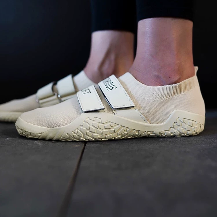 Pохватывая squat shoes?