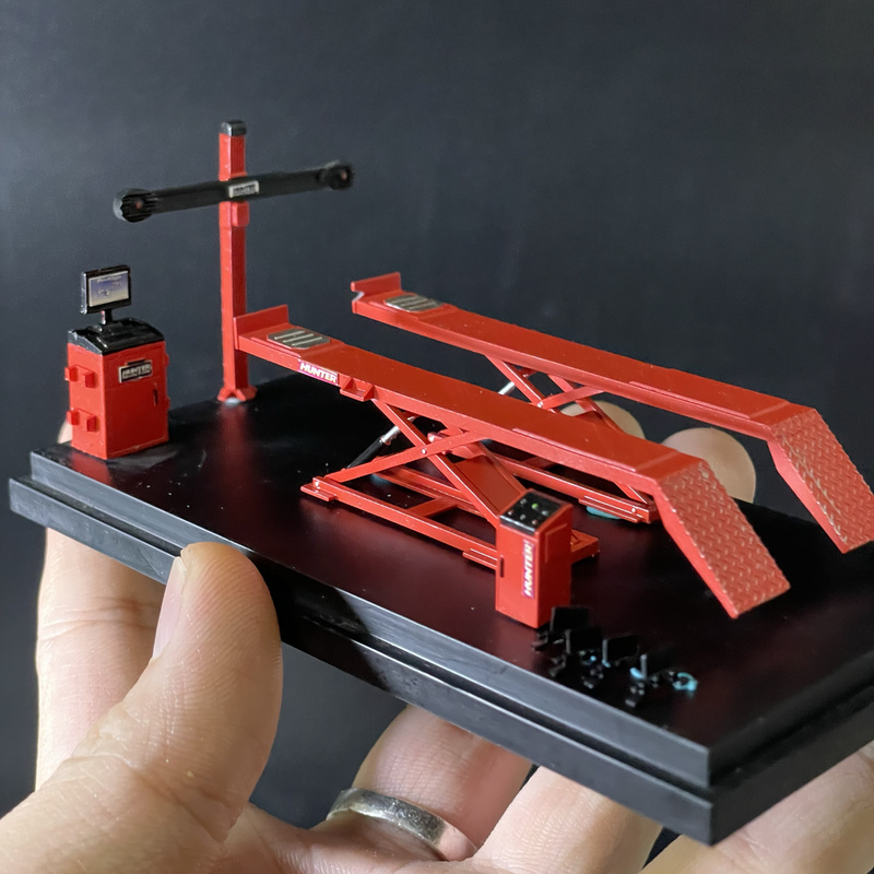 Dahu Car Model 1:64 Scale Four-Wheel Alignment Machine Repair Shop Scene Set