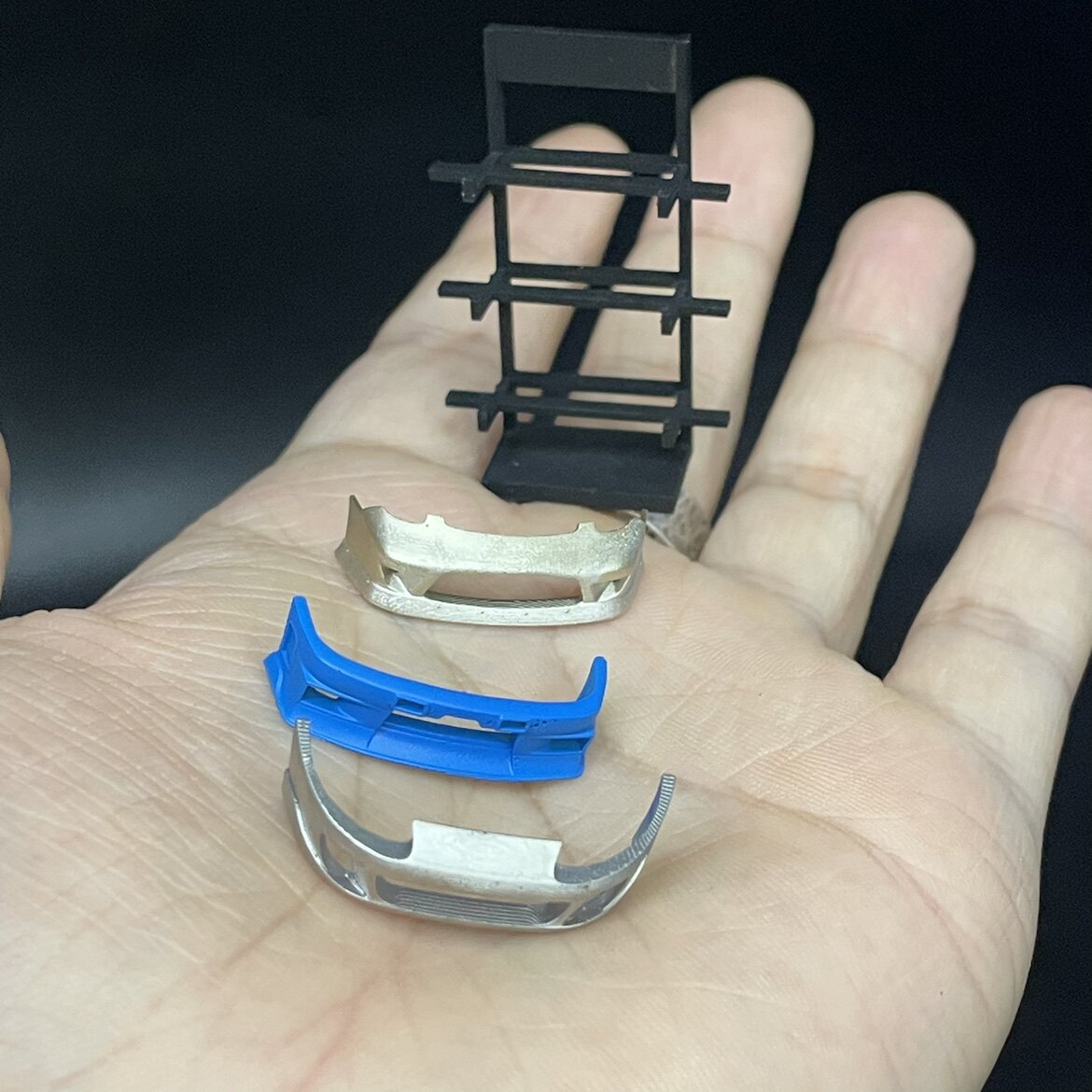 车模1:64车模前保险杠展示架车库装饰