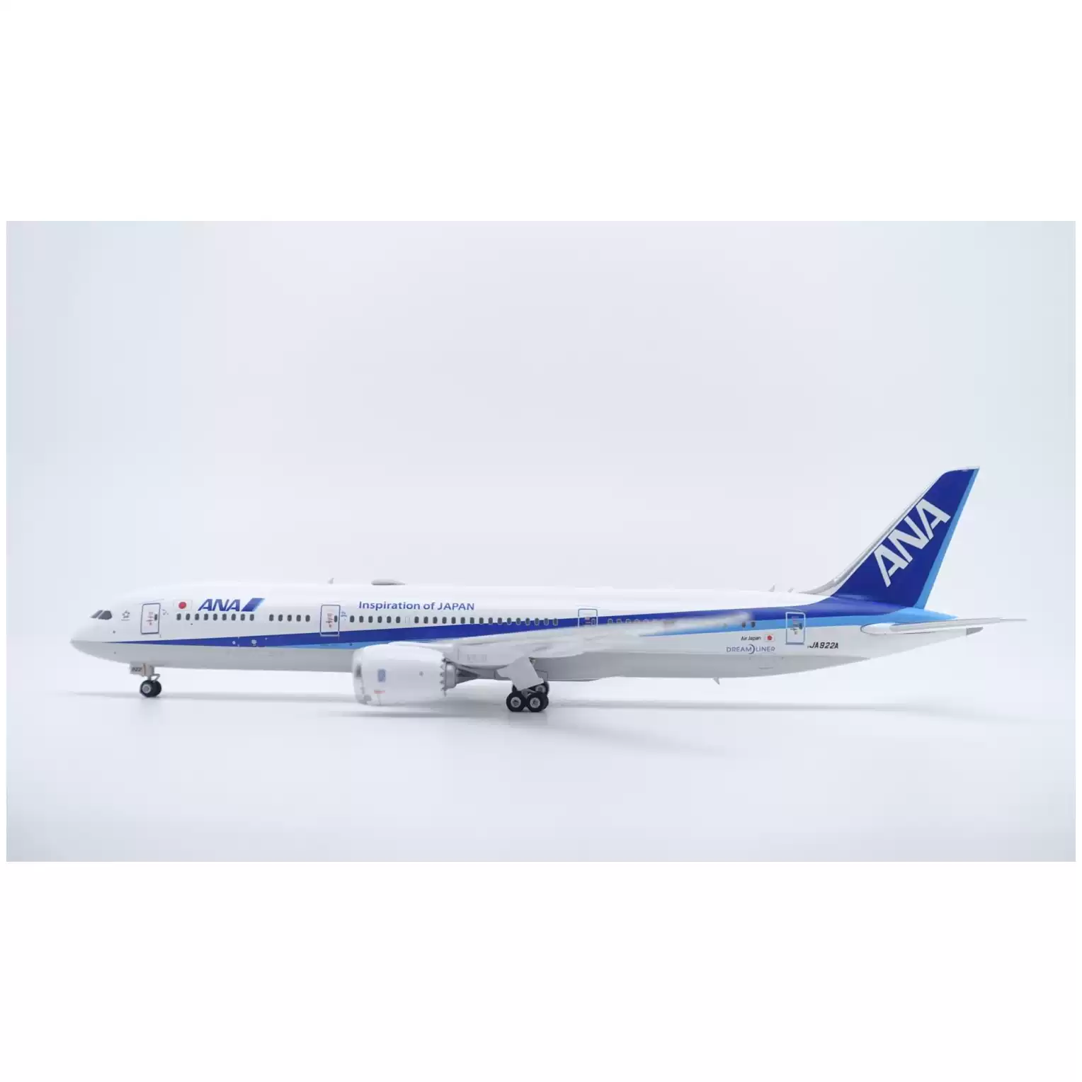 絶版】全日空商事 1⁄200 ANA BOEING 787-9 JA893A 飛行機模型]全日空