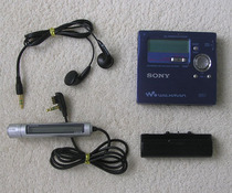 SONY MZ-R909 MD recorder and player