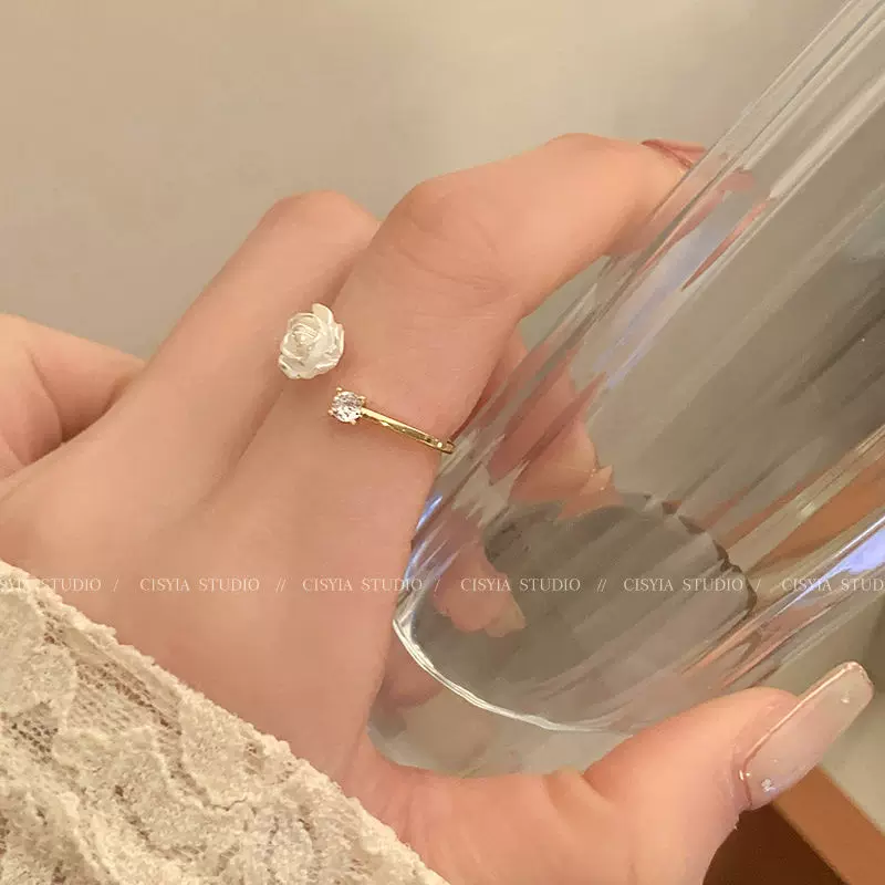 Mountain tea, small design ring, accessory, jewelry, light luxury style