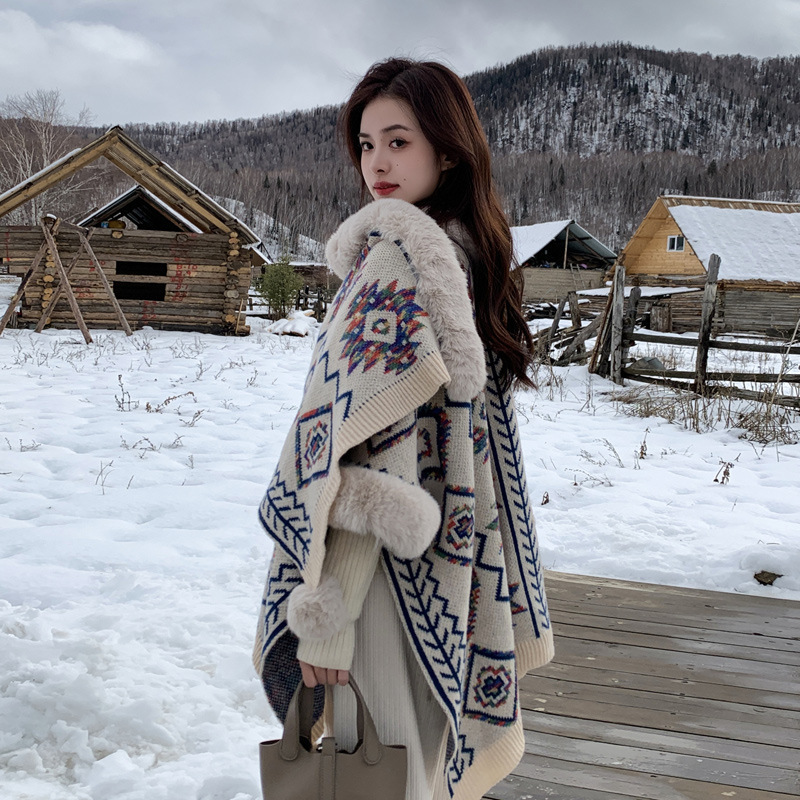 Bohemian Shawl Exotic Cloak for Women Yunnan Travel Prairie Travel Outfit Photo Ethnic Style Outer Cloak