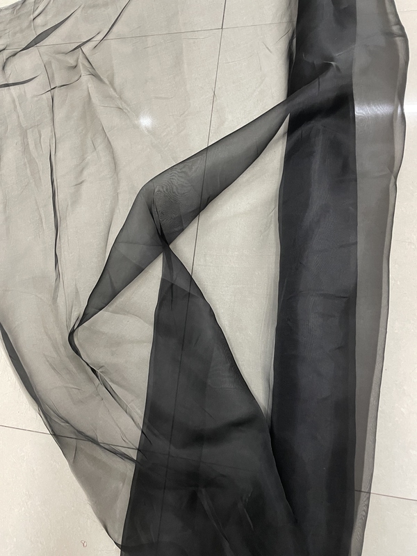 Silk Organza 6 Momme White Black Mulberry Silk Organza Sheer Fabric for Cuff and Neckline Decoration Silk Organza 6 Momme White Black Mulberry Silk Organza Sheer Fabric for Cuff and Neckline Decoration