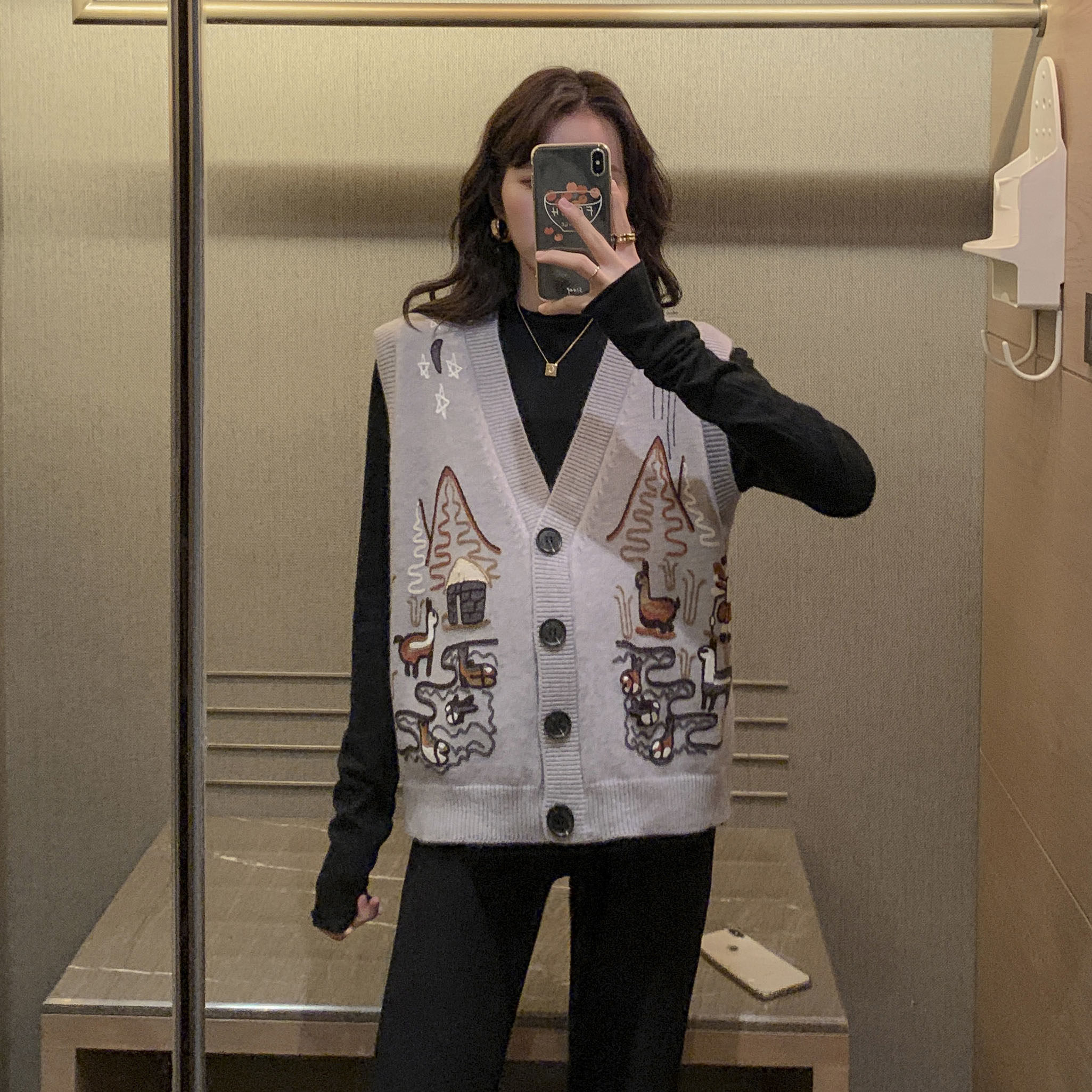 Maternity Spring Casual Tops Korean Version Vest Pullet Short Cartoon Knitted Hip Mom Fashion Vest Jacket