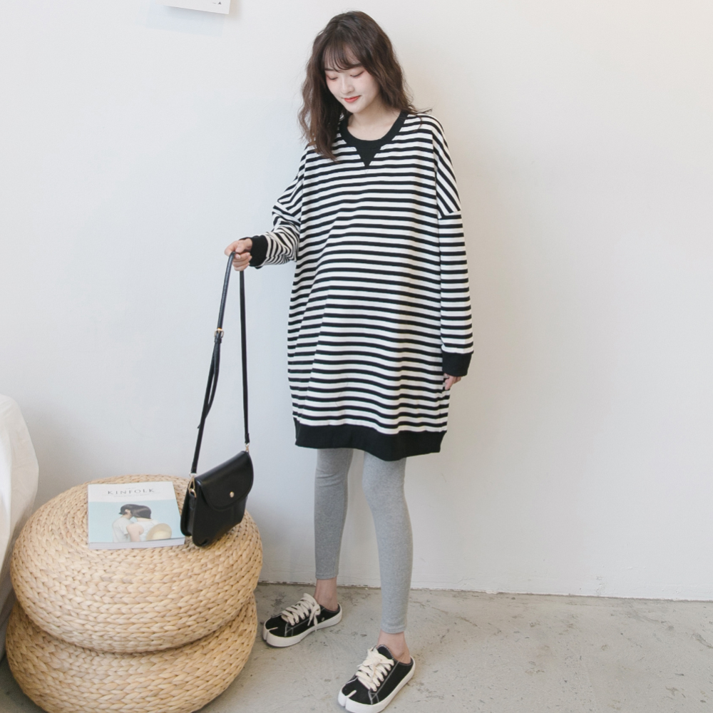 Maternity wear 2022 spring top Korean casual fashion mid-length loose striped dress maternity sweater