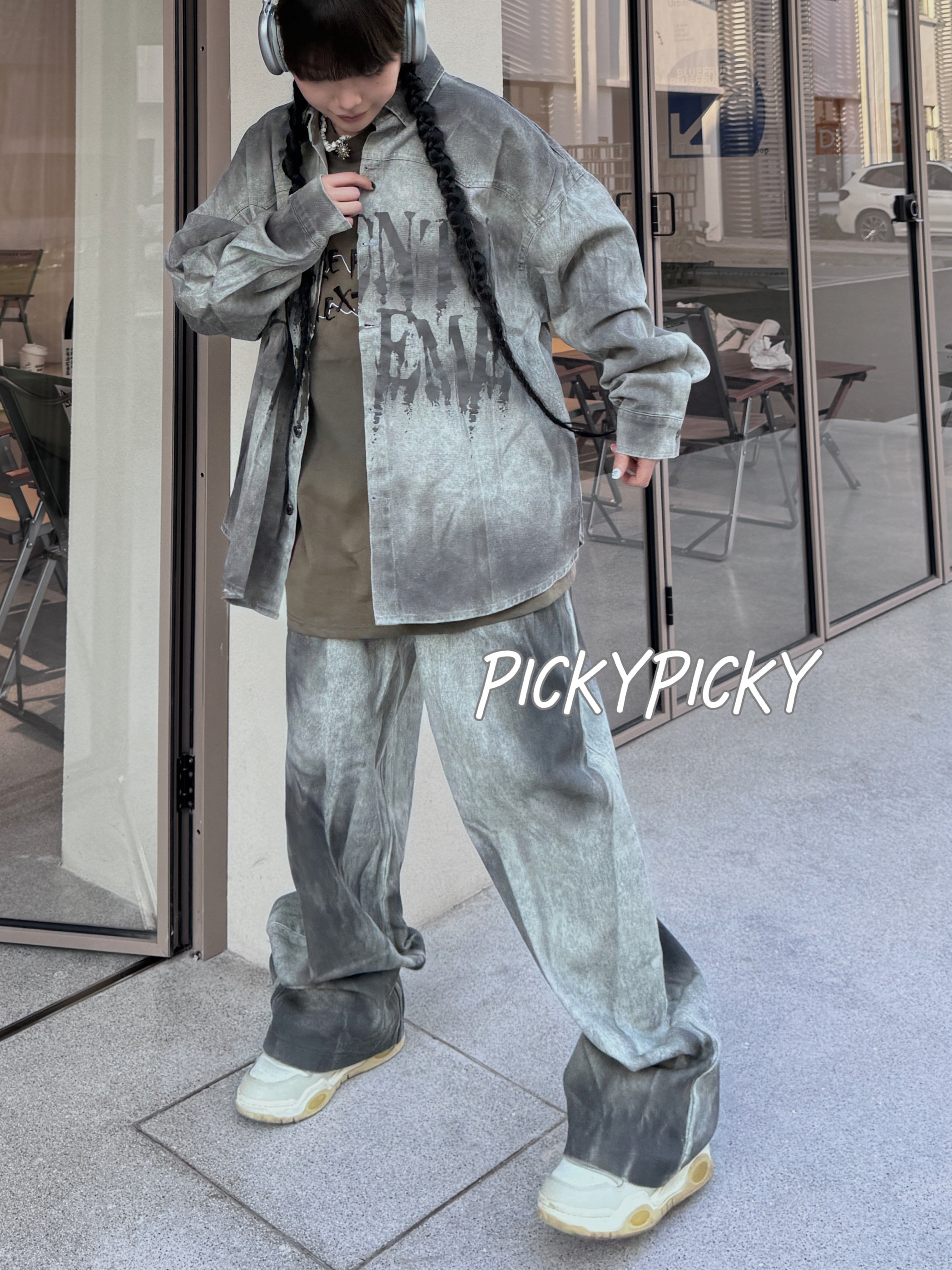 Obsessed! pickypicky Hand-Painted Graffiti Denim Set – Your Spring Street Style - Detail image 4