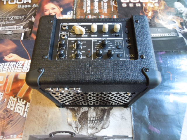 Loa di động guitar điện VOX Mini5 Nhịp điệu với trình giả lập, hiệu ứng CL hai màu < - Loa loa loa lg xboom go pl2