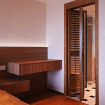 Shanghai high-end export solid wood movable blinds household folding sliding partition door bathroom waterproof and breathable