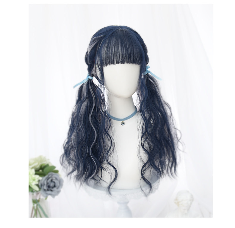 dark blue wig