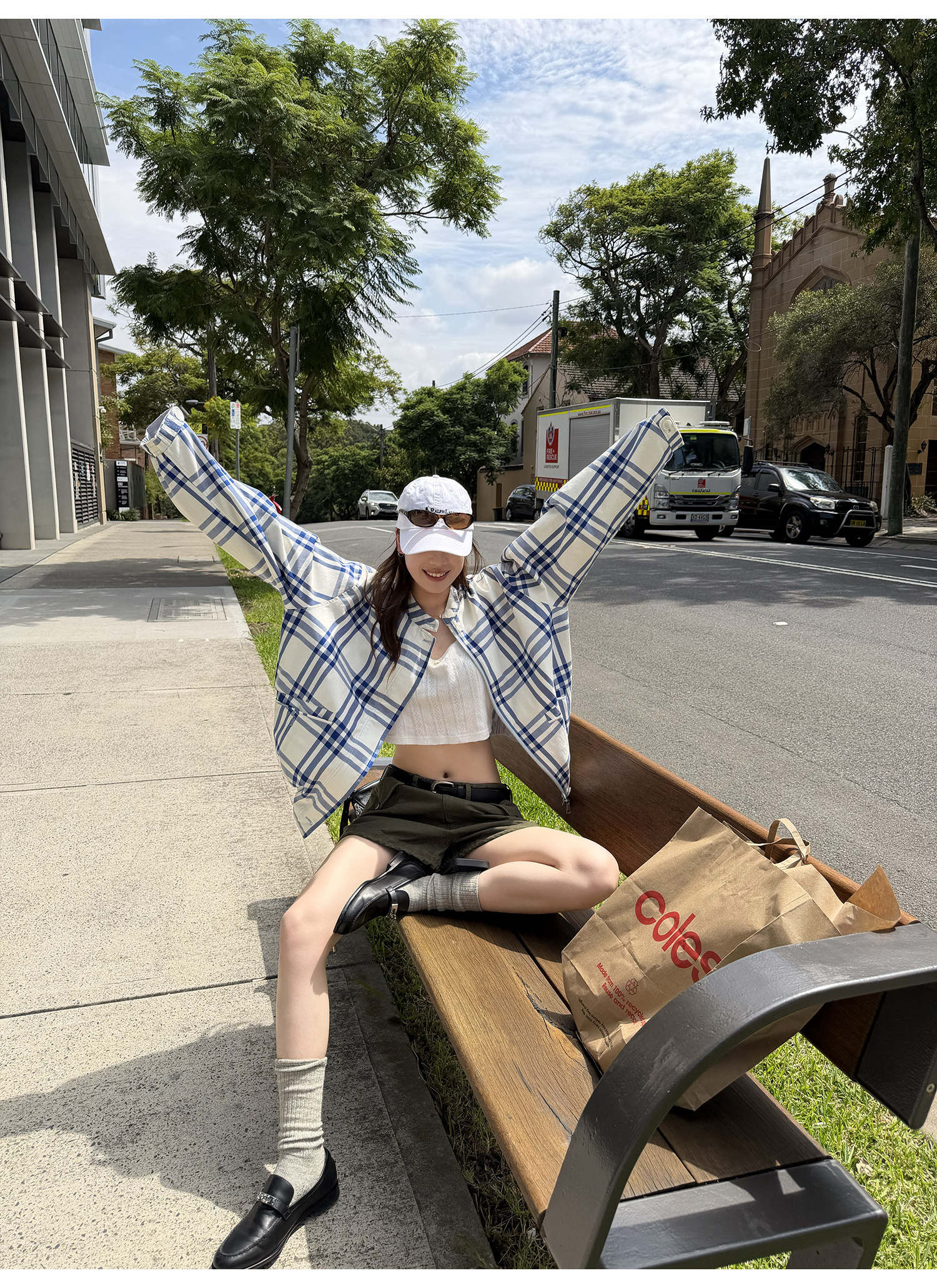 LelyMooch Двусторонняя хлопковая куртка в шотландскую сине-белую клетку с воротником-стойкой средней длины Baby синего цвета