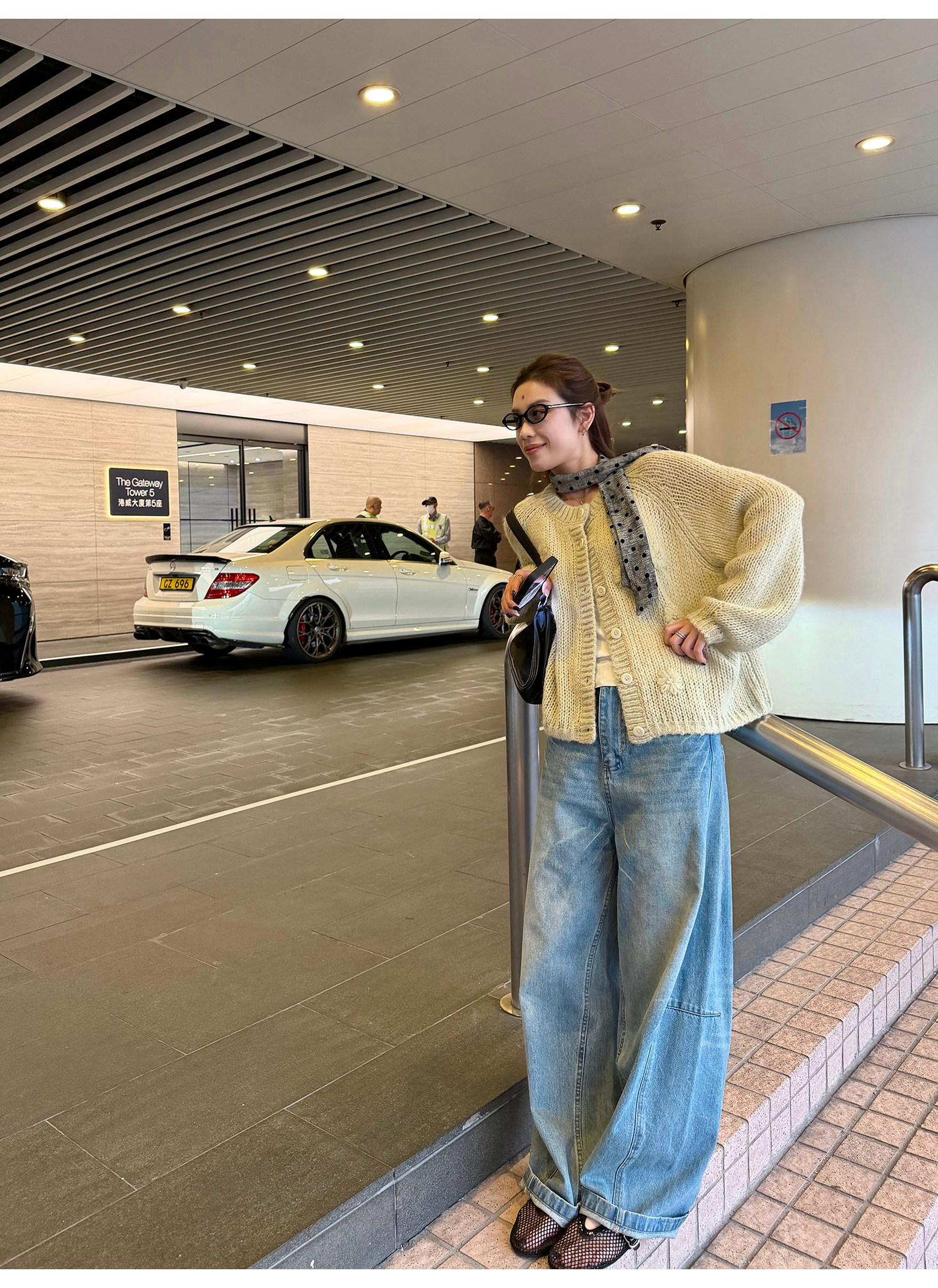 LelyMooch женские широкие джинсы прямого кроя светло-голубые с эффектом потертости и кракелюра весна-лето