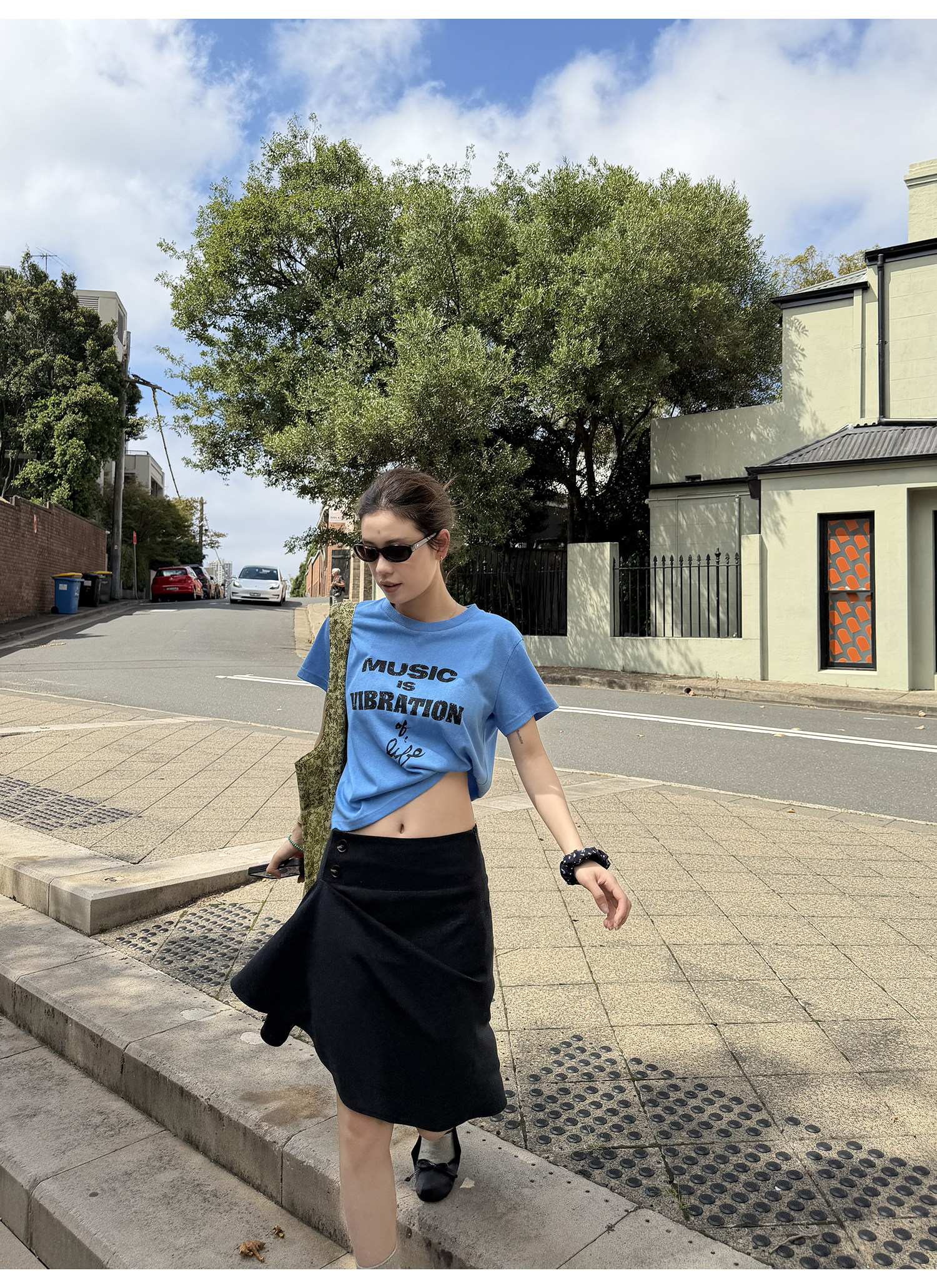 LelyMooch футболка с коротким рукавом из хлопково-льняной смеси с цифровой печатью и винтажным принтом букв