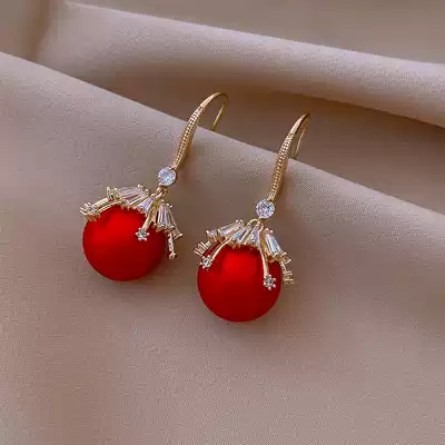 Earrings 2021 New Tide Korean bride fashion niche design temperament senior sense atmospheric red earrings female