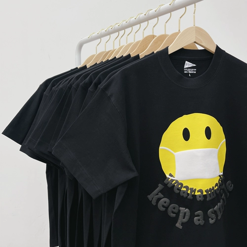 Домашняя ежедневная летняя пена Улыбающаяся отпечатки лица Мужчины и женские пары потеряют тяжелую маленькую футболку с короткими рукавами