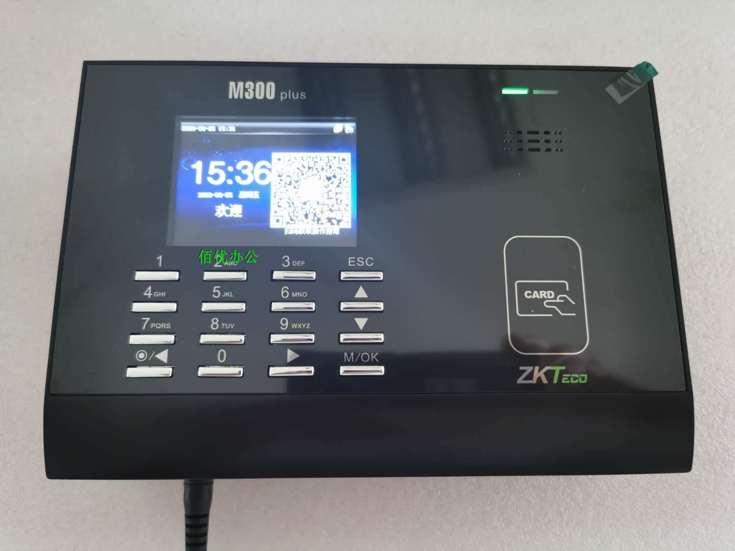 Mid-control M300PLUS radio frequency card examination attendance machine ID punching machine TCP IP Internet U disc IC English clothes