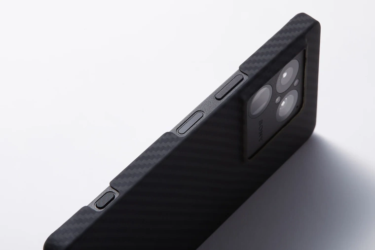 Deff Officially Certified Aramid Fiber Kevlar Weave Black Velvet Carbon Fiber Sony Xperia Phone Case