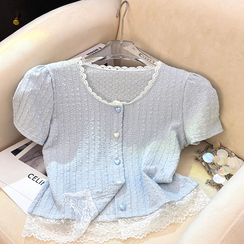 French Lace Trim Patchwork Short-Sleeve Shirt for Women, Summer 2025 New Versatile Slimming Unique and Beautiful Top French Lace Trim Patchwork Short-Sleeve Shirt for Women, Summer 2025 New Versatile Slimming Unique and Beautiful Top