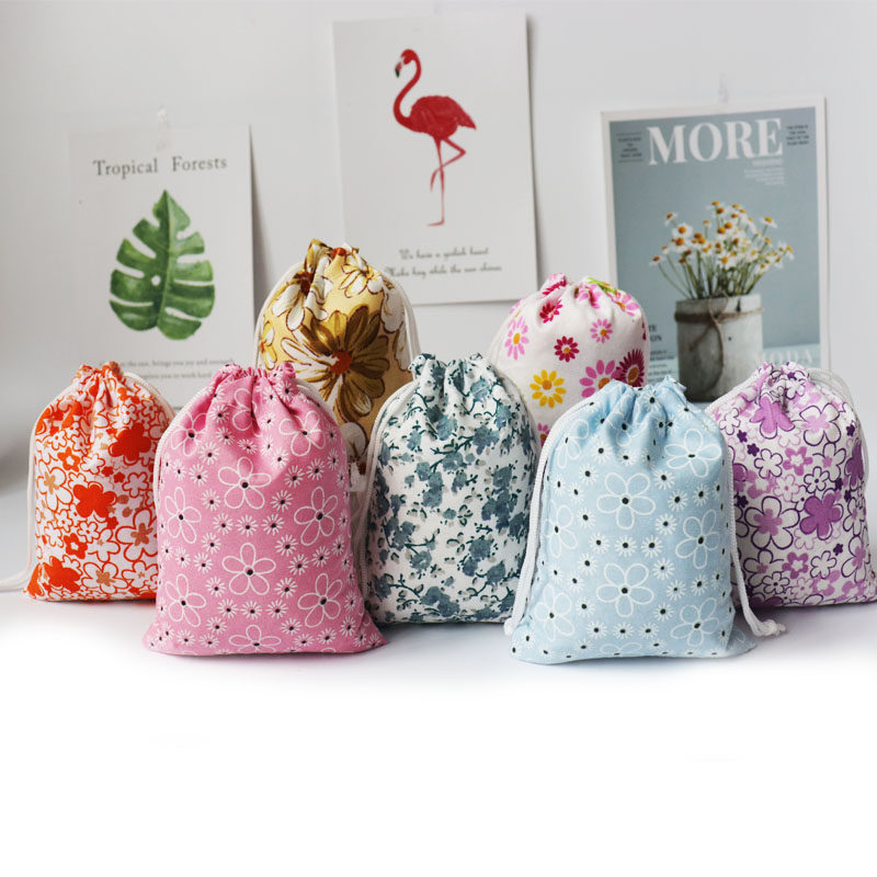 Cartoon cute polyester small cloth bag drawstring small cloth bag small gift packaging cloth bag jewelry bag jewelry gift bag