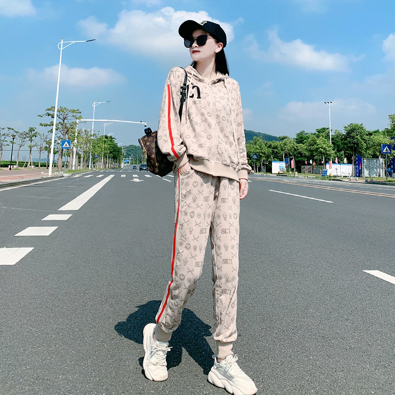 Casual Sports Suit Women's 2021 Zipper Hooded Jacket Loose Fashion Tiger Head Sweater Tide Slim Two-piece Set