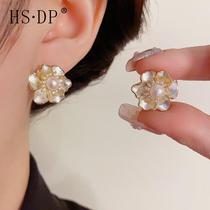 高级感甜美优雅珍珠锆石花朵耳钉独特设计感轻奢气质温柔耳环