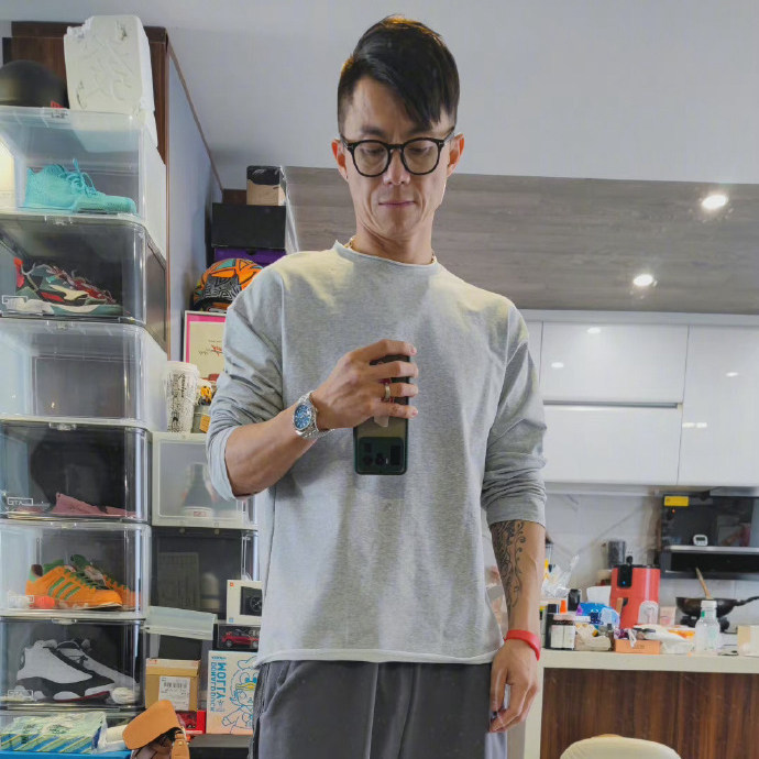 (The Roperin Cooperative) shake-up, the same sweater as the old hair round neckline elastic sleeve headshirt pop casual thick cotton