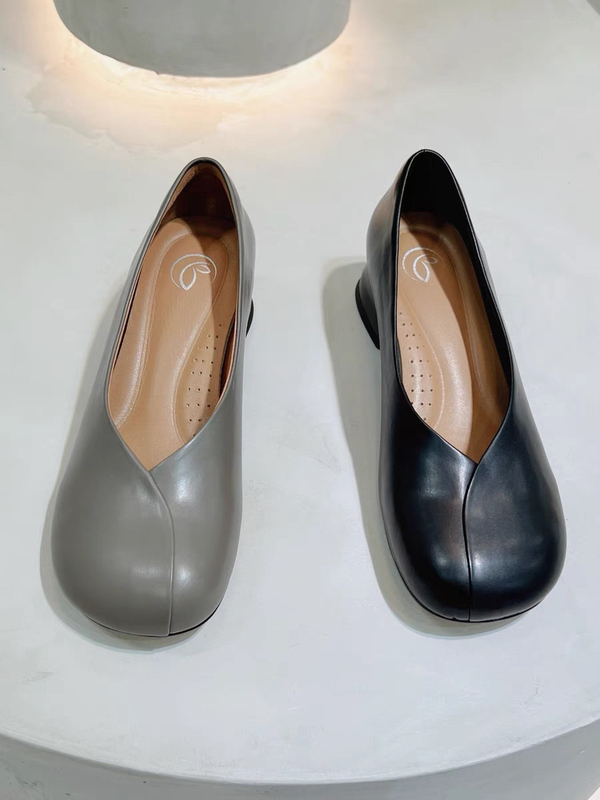 2025 New Style First Layer Cowhide Chunky Heel Round Toe Shallow Mouth Granny Shoes Genuine Leather Mid-Heel Single Shoes Women's European Mary Jane Shoes