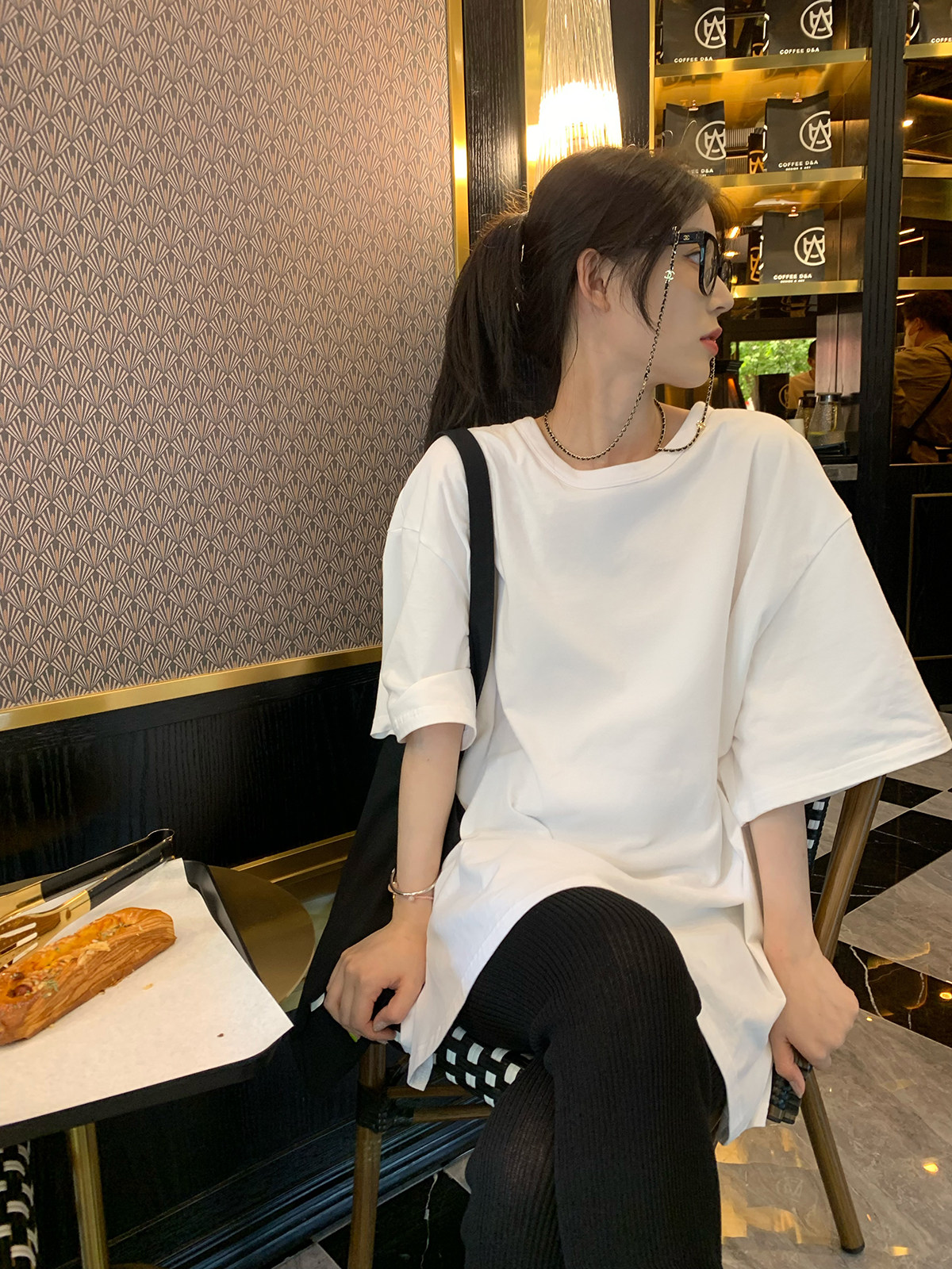 Axige vcruan private server slit big t-shirt women's 2022 summer new round neck loose all-match top