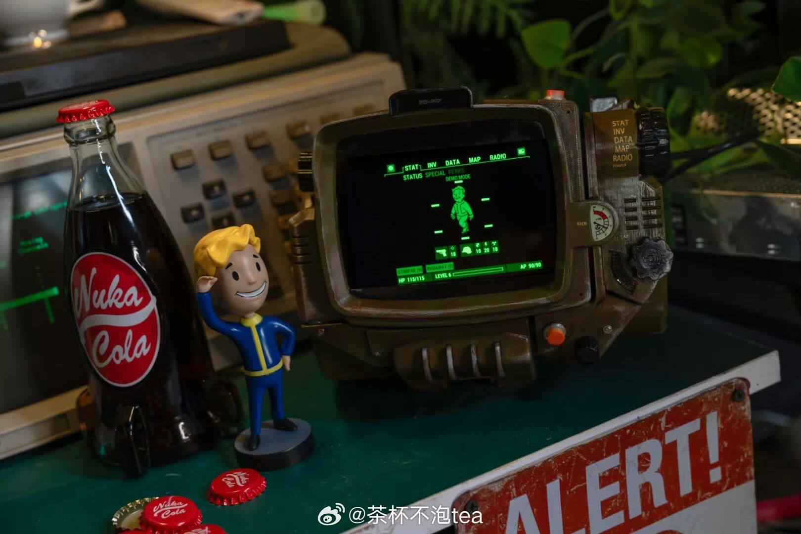 辐射4 Fallout pipboy 哔哔小子定制道具定制电竞房摆件送人测评！硬核玩家必备神器？`_游戏大全_淘宝游戏网