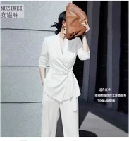 Белая куртка, штаны, модернизированная версия