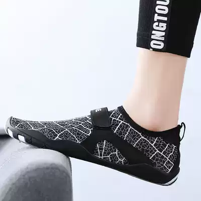 Day special shoes men's indoor training shoes gym sports jump rope shoes women's soft soles yoga shoes Beach