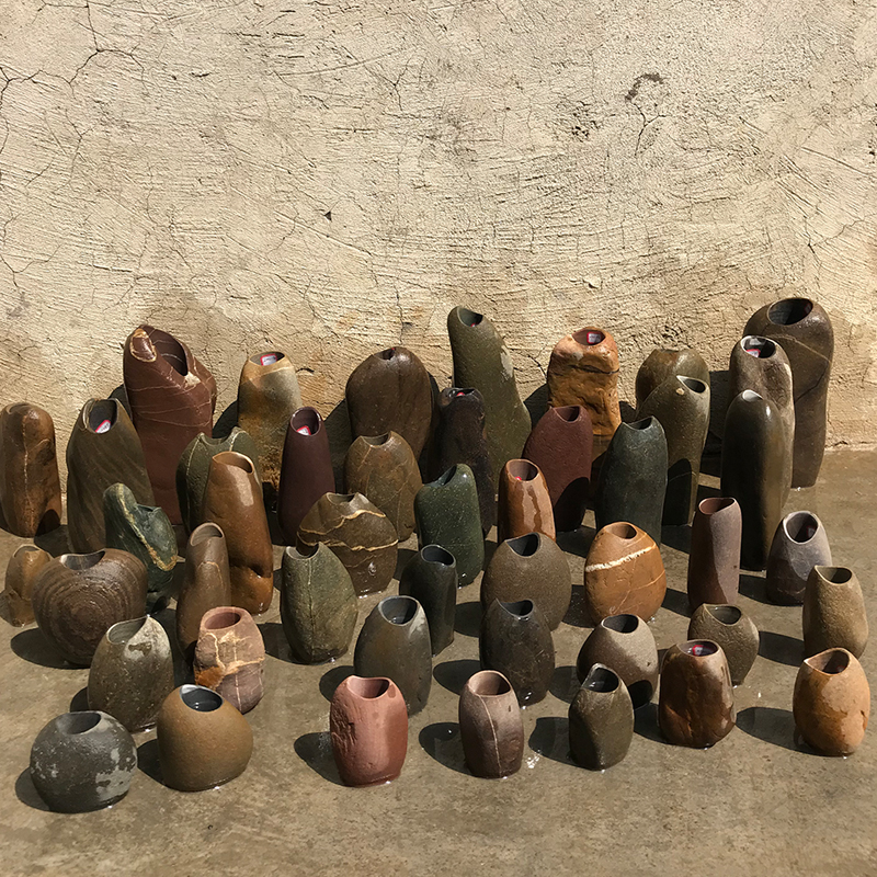 Hoa đá tự nhiên chậu hoa thủy canh sáng tạo tiền cỏ xanh sỏi đá hoa bình hoa đứng đá giữ - Vase / Bồn hoa & Kệ giỏ cắm hoa
