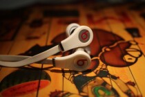 Secondhand Beats TOUR1 0 Magic Sound Acoustic Classic version of Apple Line Control