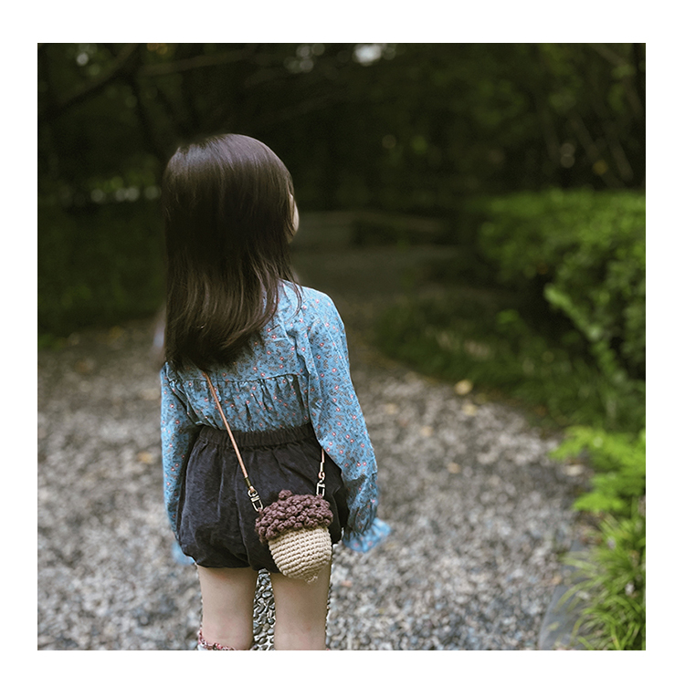 Girl's Mini Straw Pine Nuts Mushroom Cute Crossbody Bag display picture 4